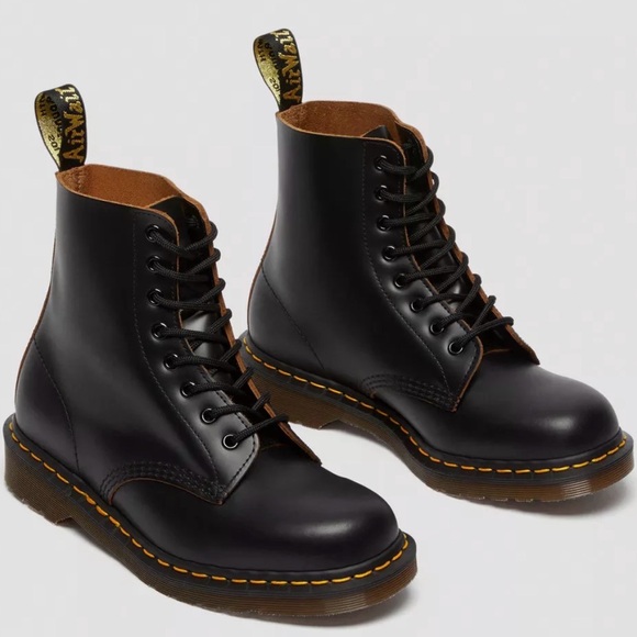 Dr. Martens 1460 Vintage Made in England Black Lace-Up Boots - Picture 2 of 4